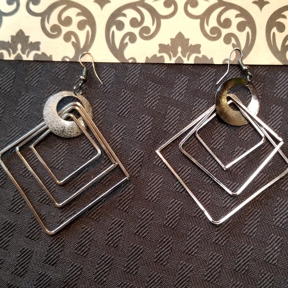Gunmetal Square Dangling Earrings